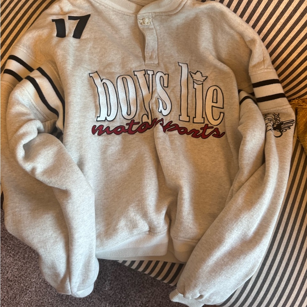 Boys Lie Gray Sweater with Black xs/s oversized